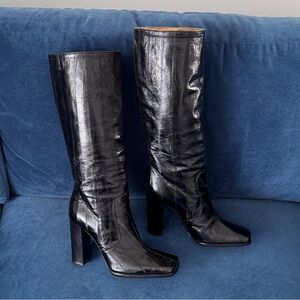 Dolce Gabbana Vintage Black Eel Skin
Leather Square Toe Boots Size 36‎